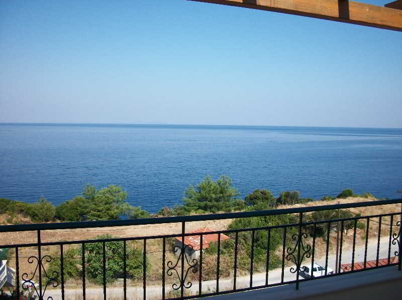 Dioni Studios & Apartments Poros  Exterior photo