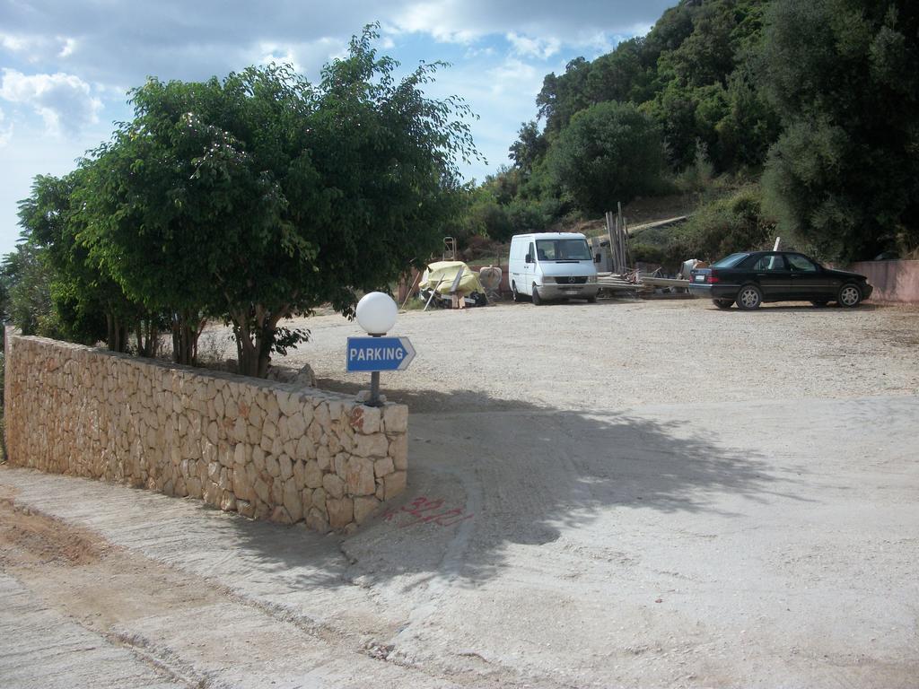 Dioni Studios & Apartments Poros  Exterior photo