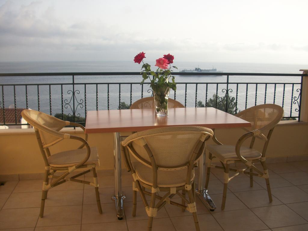 Dioni Studios & Apartments Poros  Exterior photo